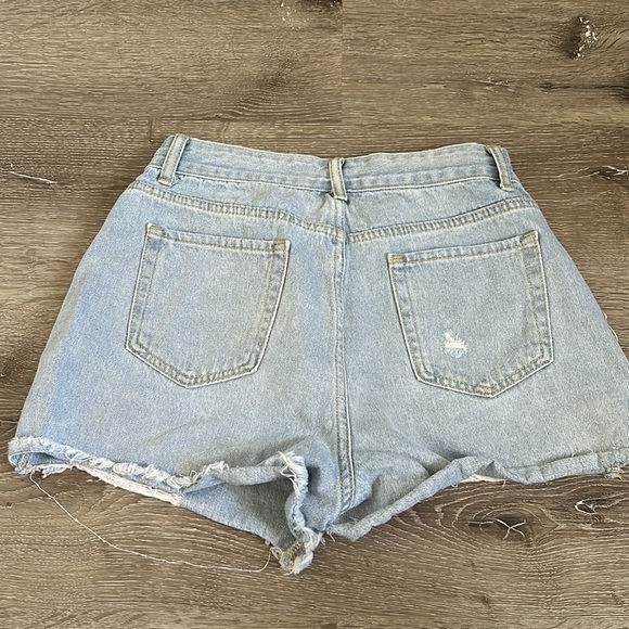 SHEIN women’s shorts - Picture 3 of 3